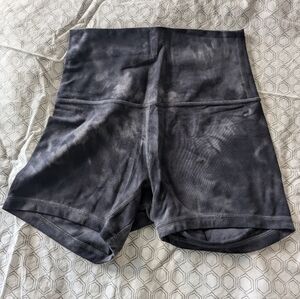 Lululemon align 4" Tie-Dye Shorts